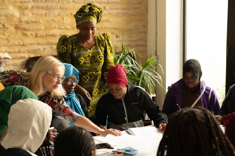 Un projecte de CoCosint Coop V i Red Aminata empodera dones migrants i refugiades en situació de vulnerabilitat